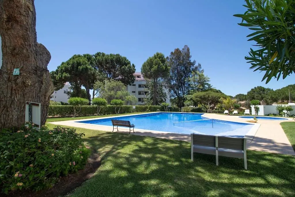 Topazio Studio Vilamoura 0*,  Portekiz